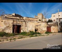 Castelvetrano casa ind. con magazzino