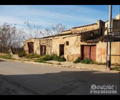 Castelvetrano casa ind. con magazzino