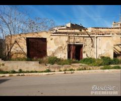 Castelvetrano casa ind. con magazzino