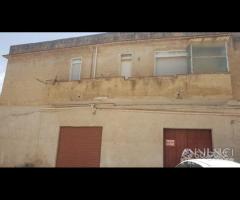 Castelvetrano, casa ind. con terrazzo e garage