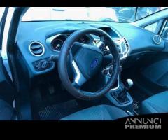 Ford fiesta 2010 - 5