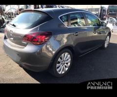 Opel astra j 2014