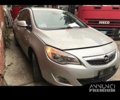 Opel astra 2011