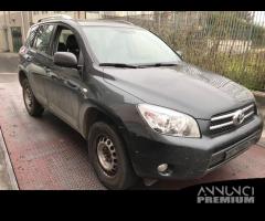 Toyota rav 4 2010