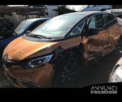 Renault scenic 2017