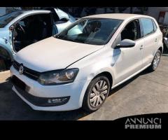 VOLKSWAGEN POLO 2010