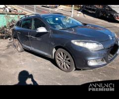 RENAULT MEGANE 2012 - 1