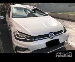 Volkswagen golf 7 2018 - 1