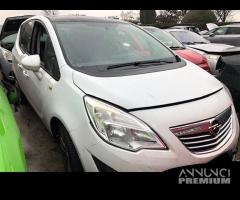 OPEL MERIVA 2014