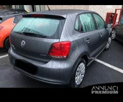 VOLKSWAGEN POLO 2013