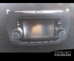 Autoradio display centrale Alfa Giulietta