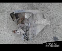 Cambio usato Yaris 2005-2013 1.0 - 1