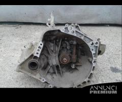 Cambio usato Yaris 2005-2013 1.0 - 3