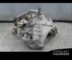 Cambio usato Yaris 2005-2013 1.0 - 5