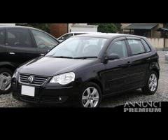 Volkswagen Polo 2005-2008 RICAMBI USATI - 1