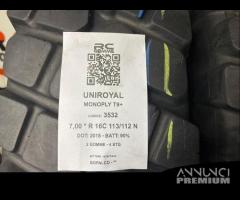 2 gomme usate 7,00 * r 16c 113/112 n uniroyal