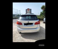 BMW 216d luxury - 3