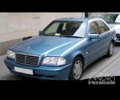 Mercedes Classe C RICAMBI USATI