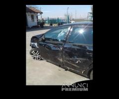 Golf 6 2.0 TDI RICAMBI USATI - 3