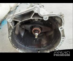 Cambio usato BMW serie 1 2.0 85 kw 6M - 3