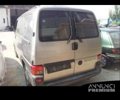 Volkswagen Transporter T4 RICAMBI USATI