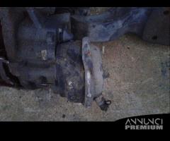 Assale anteriore + scatola guida Iveco 180 E - 5