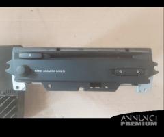 Autoradio e amplificatore usati BMW Serie 1 E81