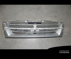 Mascherina griglia anteriore Mitsubishi Pajero V60