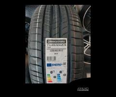 225 45 17 Gomme Estive 2021 Bridgestone 225 45R17