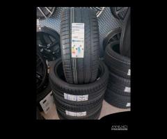 255 35 20 Gomme Estive NEW 2023 Michelin 255 35 20