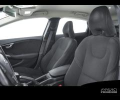 VOLVO V40 D2 Business - 9