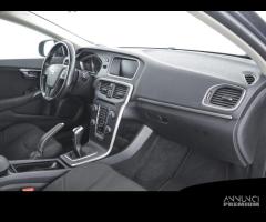 VOLVO V40 D2 Business - 12