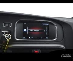 VOLVO V40 D2 Business - 14