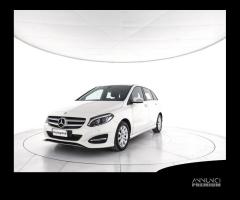 MERCEDES-BENZ CLA sse B 200 CDI Business