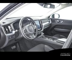 VOLVO XC60 D4 AWD Geartronic Business - 8