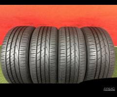 235 50 19 Gomme Estive Hankook 95% 235 50 R19 - 1