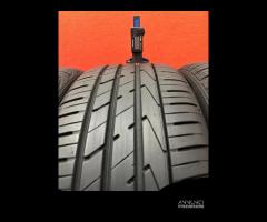 235 50 19 Gomme Estive Hankook 95% 235 50 R19 - 4