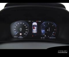 VOLVO XC40 D3 Geartronic Inscription - 13