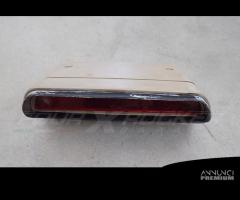 Luce posteriore Nissan Terrano 2 99>06