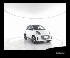 SMART ForTwo Fortwo Cabrio eq Passion 22 Kw