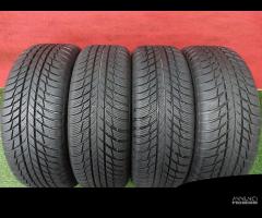 205 60 16 Gomme Invernali 95% Bridgeston 205 60R16