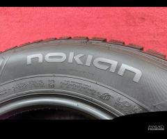 215 70 15C Gomme Invernali 75% Nokian 215 70R15C