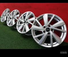 Cerchi Audi Q2 A3 A4 TT Originali 7x17 ET45 5x112