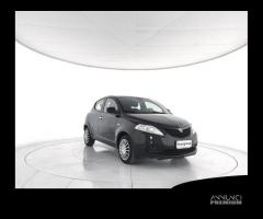 LANCIA Ypsilon 1.2 69 CV 5 porte S&S Gold