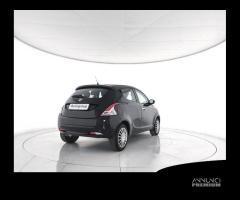 LANCIA Ypsilon 1.2 69 CV 5 porte S&S Gold