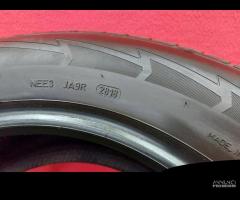 215 65 17 Gomme GoodYear Invernal 70-80% 215 65R17 - 7