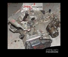 Cambio manuale 5 marce 02R301 Volkswagen Polo IV - 5