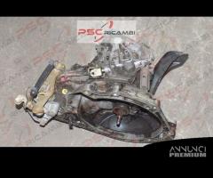 Cambio manuale 5 marce 90334345 F13 Opel Vectra - 1