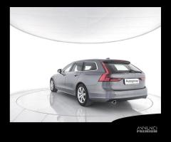 VOLVO V90 D4 Geartronic Momentum