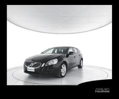 VOLVO V60 D3 Momentum - PER OPERATORI DEL SETTOR